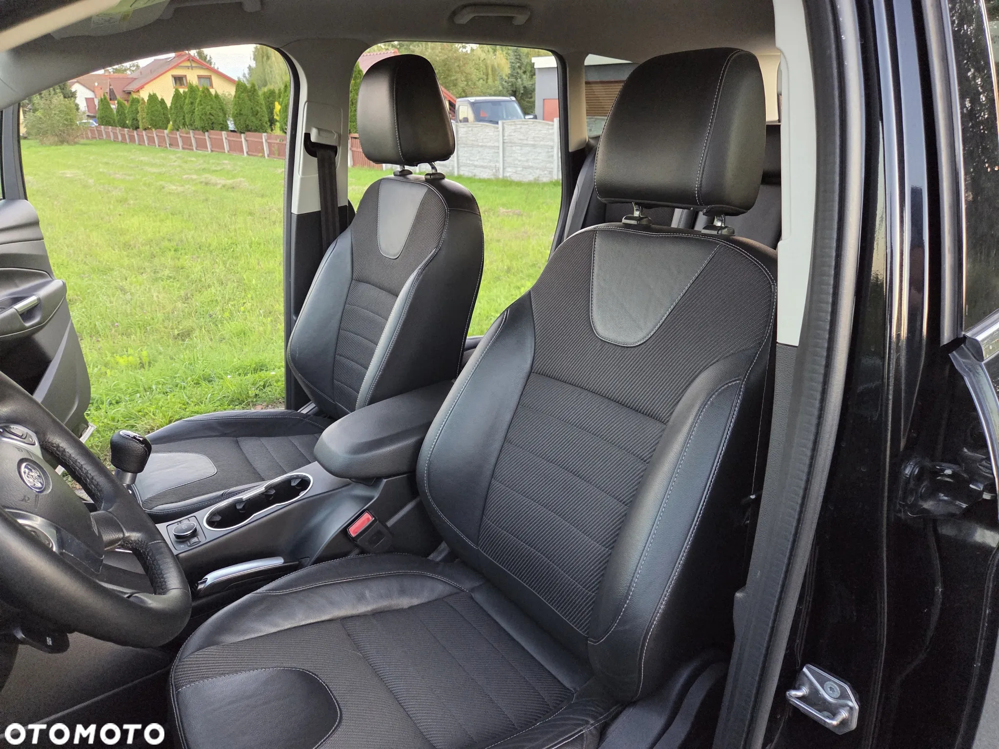 Ford Kuga 2.0 TDCi 2x4 Titanium - 21