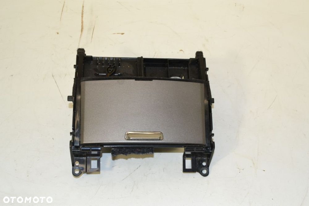 Popielniczka Lexus IS 220 250 300 350 - 3
