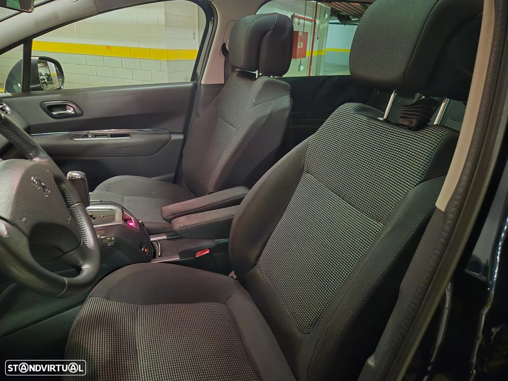 Peugeot 5008 1.6 E-HDi Tech-Motion CMP6 - 24