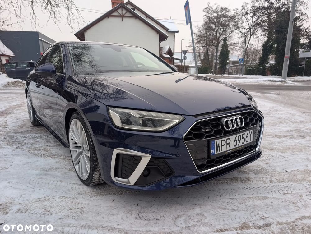 Audi A4 Limousine - 13