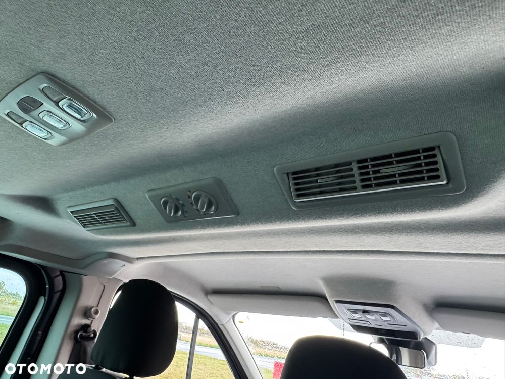 Renault Trafic SpaceClass 2.0 dCi - 20