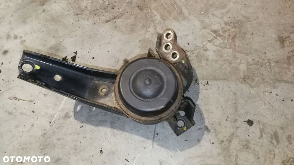 Łapa poduszka silnika prawa 1.6 sport Suzuki Swift MK7 10-16 - 2