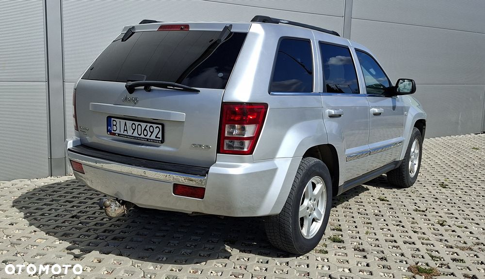 Jeep Grand Cherokee - 4