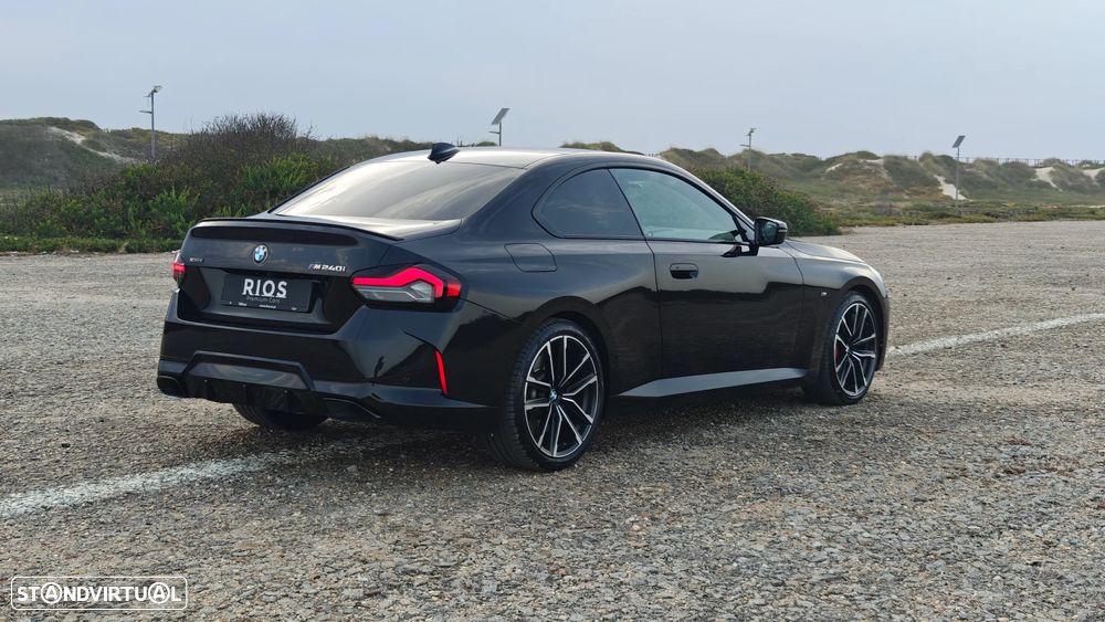 BMW M240i - 12