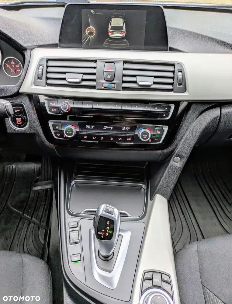 BMW Seria 3 318d - 30