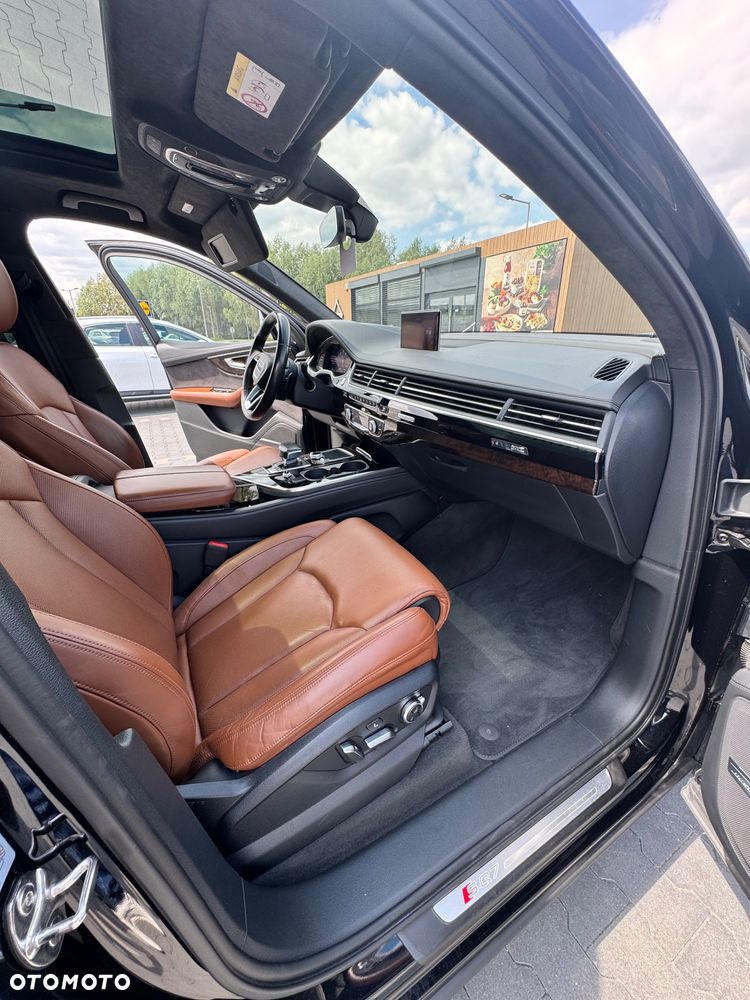 Audi SQ7 - 18