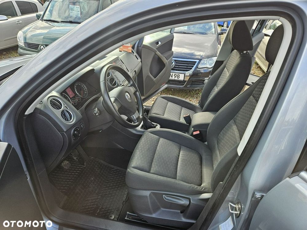 Volkswagen Tiguan - 7