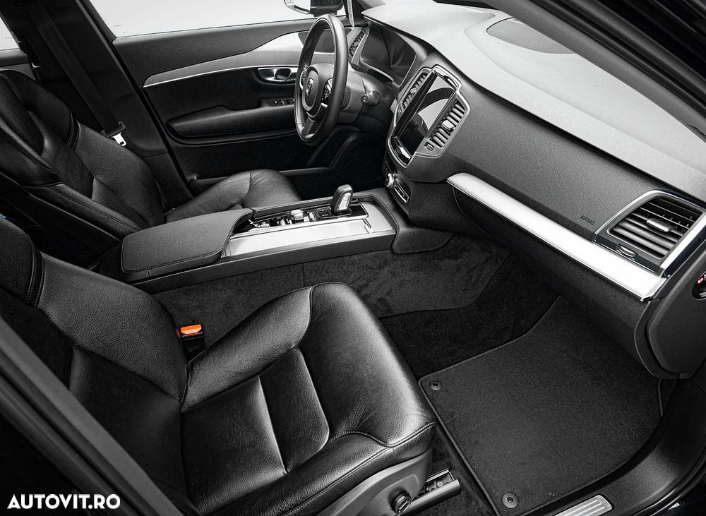 Volvo XC 90 B5 MHEV AWD 7 locuri Momentum Pro - 13