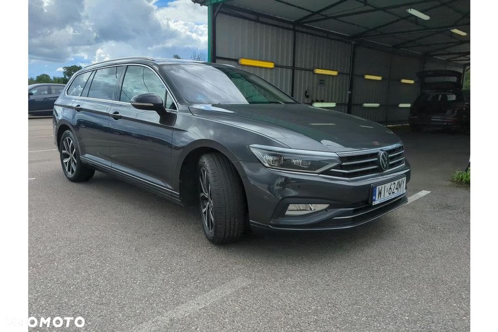 Volkswagen Passat Variant 2.0 TDI SCR Business DSG - 2