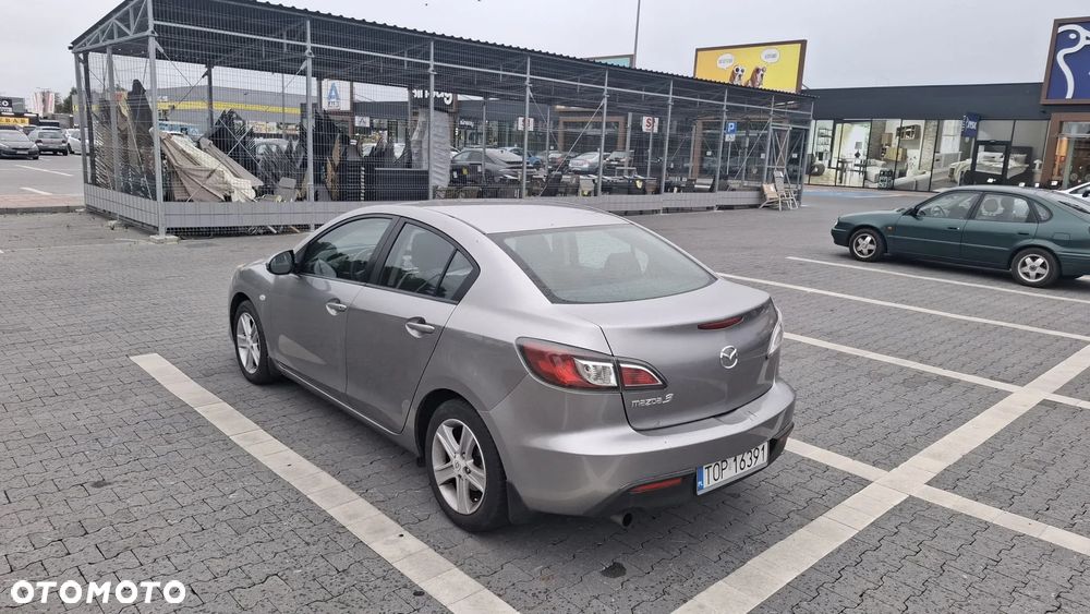 Mazda 3 - 3