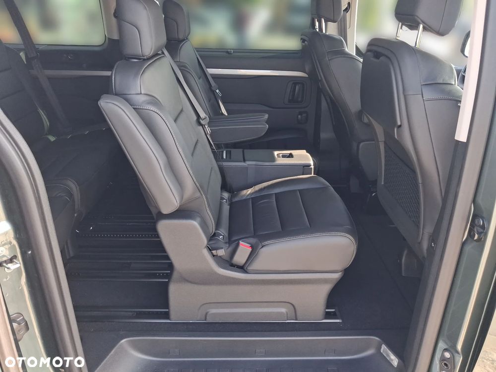 Toyota Proace Verso 2.2 D4-D Long Vip - 10