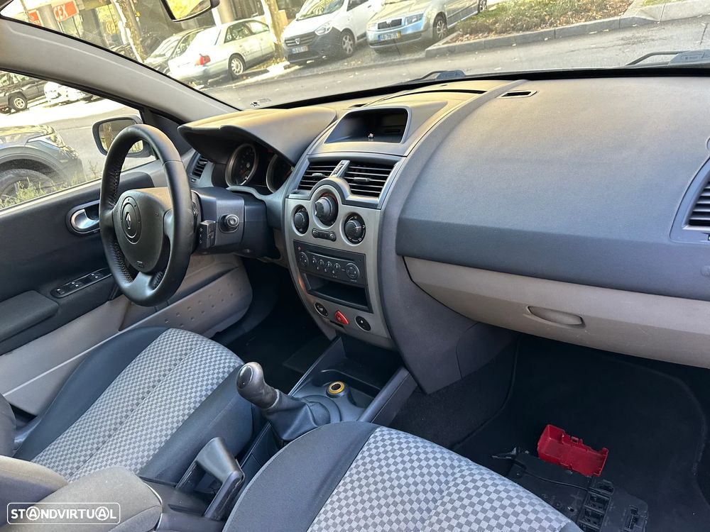 Renault Mégane Break 1.5 dCi Dynamique - 22