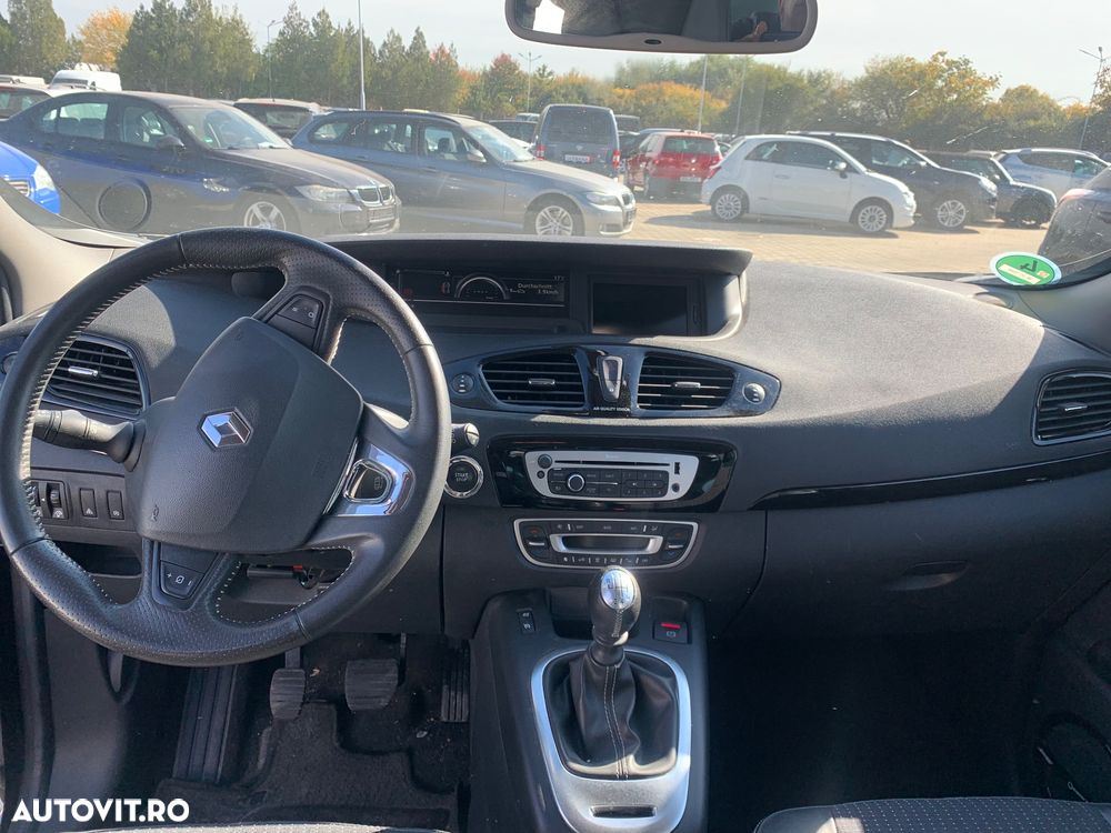Renault Scenic ENERGY TCe 115 Bose Edition - 7