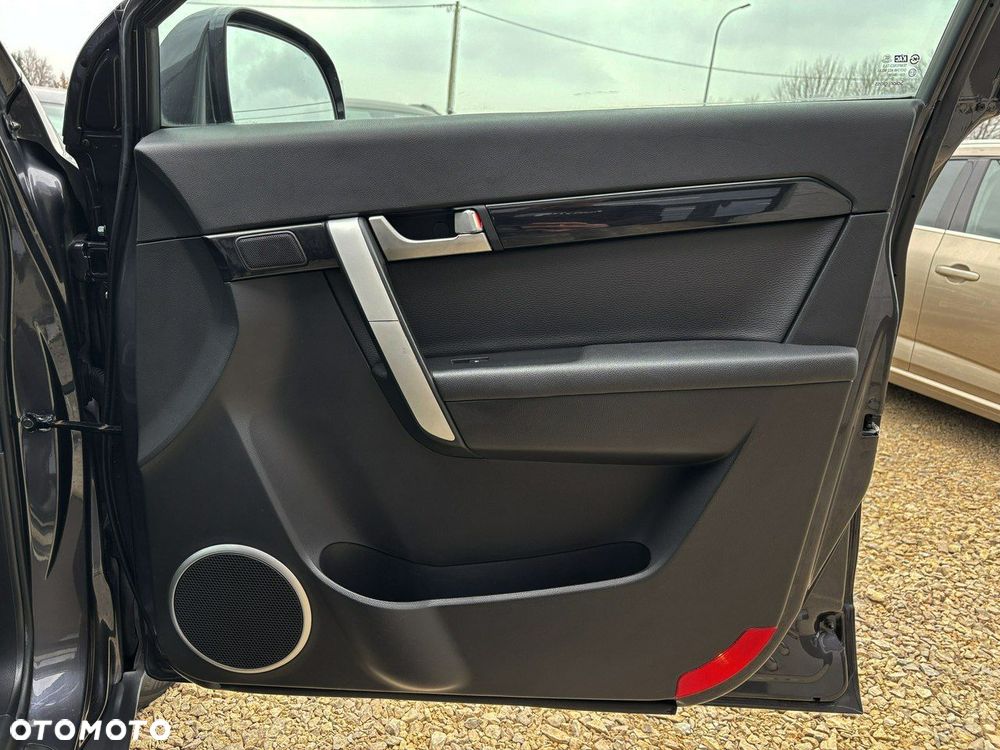 Chevrolet Captiva 2.2 2WD LT+ - 28