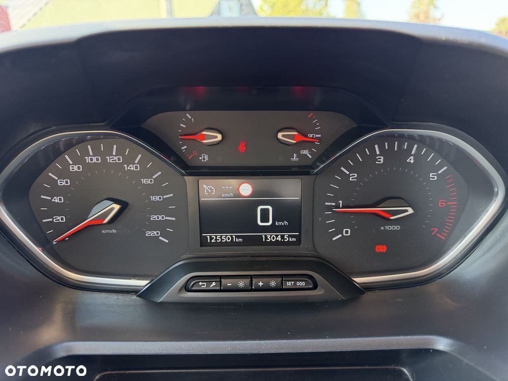Peugeot Rifter 1.2 PureTech Active S&S - 11