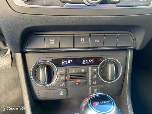 Audi Q3 2.0 TDI S tronic design - 23