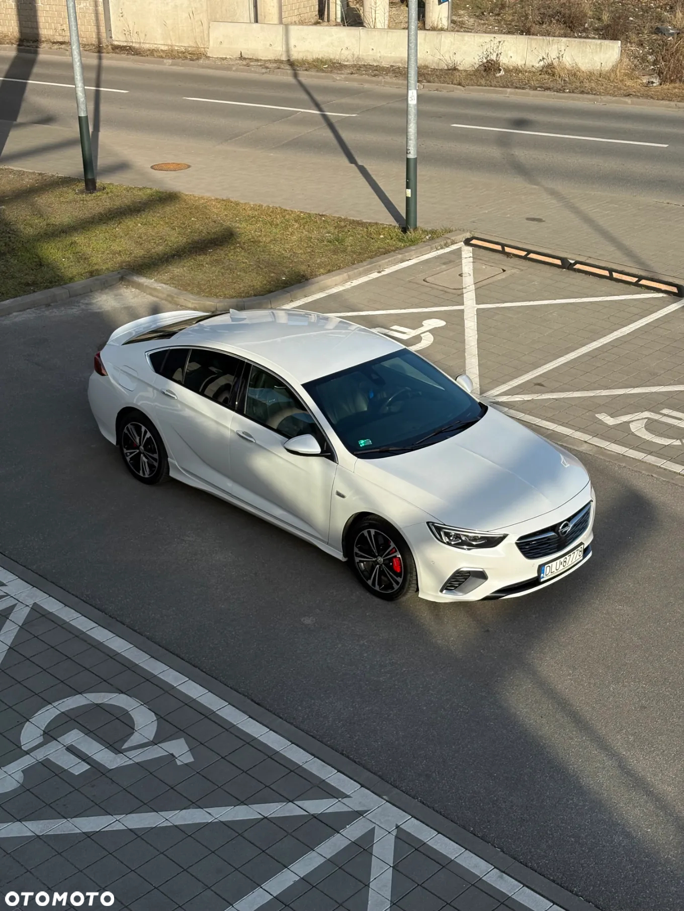 Opel Insignia 2.0 CDTI 4x4 GSi S&S - 7