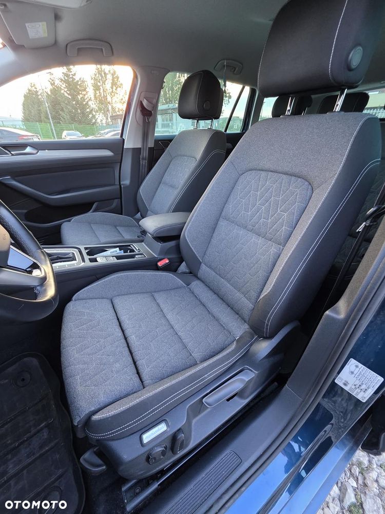 Volkswagen Passat Variant 2.0 TDI EVO Business DSG - 11