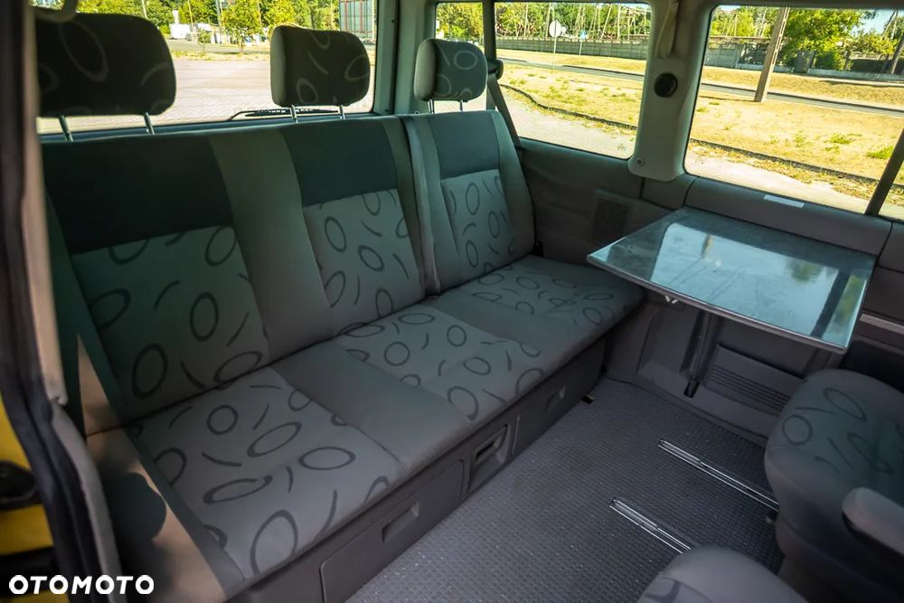 Volkswagen Multivan TDI - 18