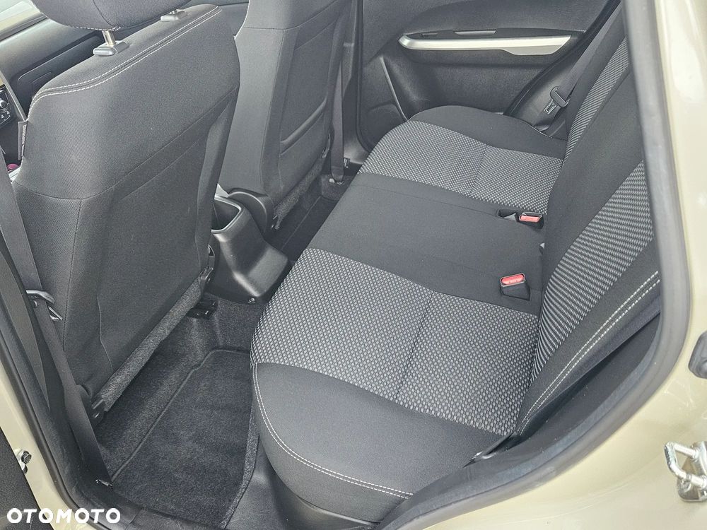 Suzuki Vitara 1.6 Elegance 2WD - 23