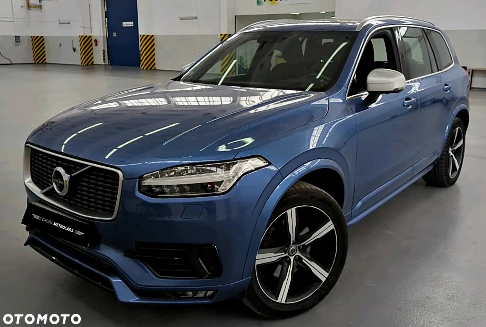 Volvo XC 60 D5 AWD R-Design - 3
