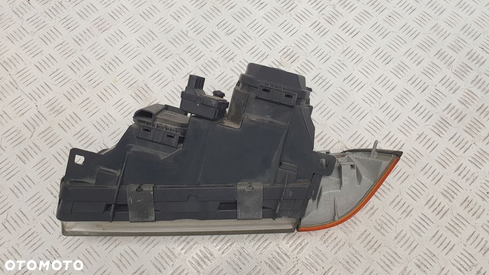 bmw 3 e36 lampa prawa reflektor prawy - 9