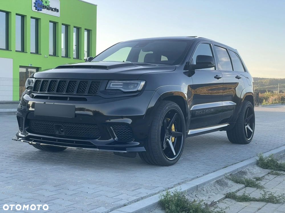 Jeep Grand Cherokee - 1