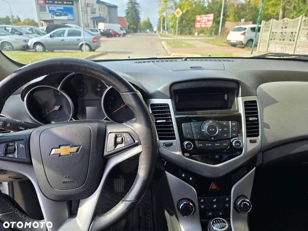 Chevrolet Cruze 1.7 D LT+ - 12