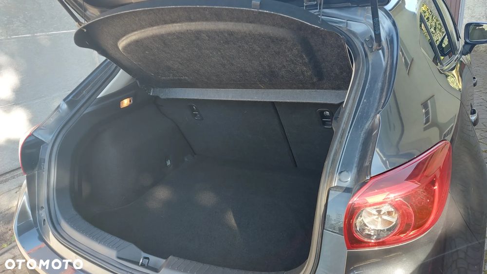Mazda 3 - 9