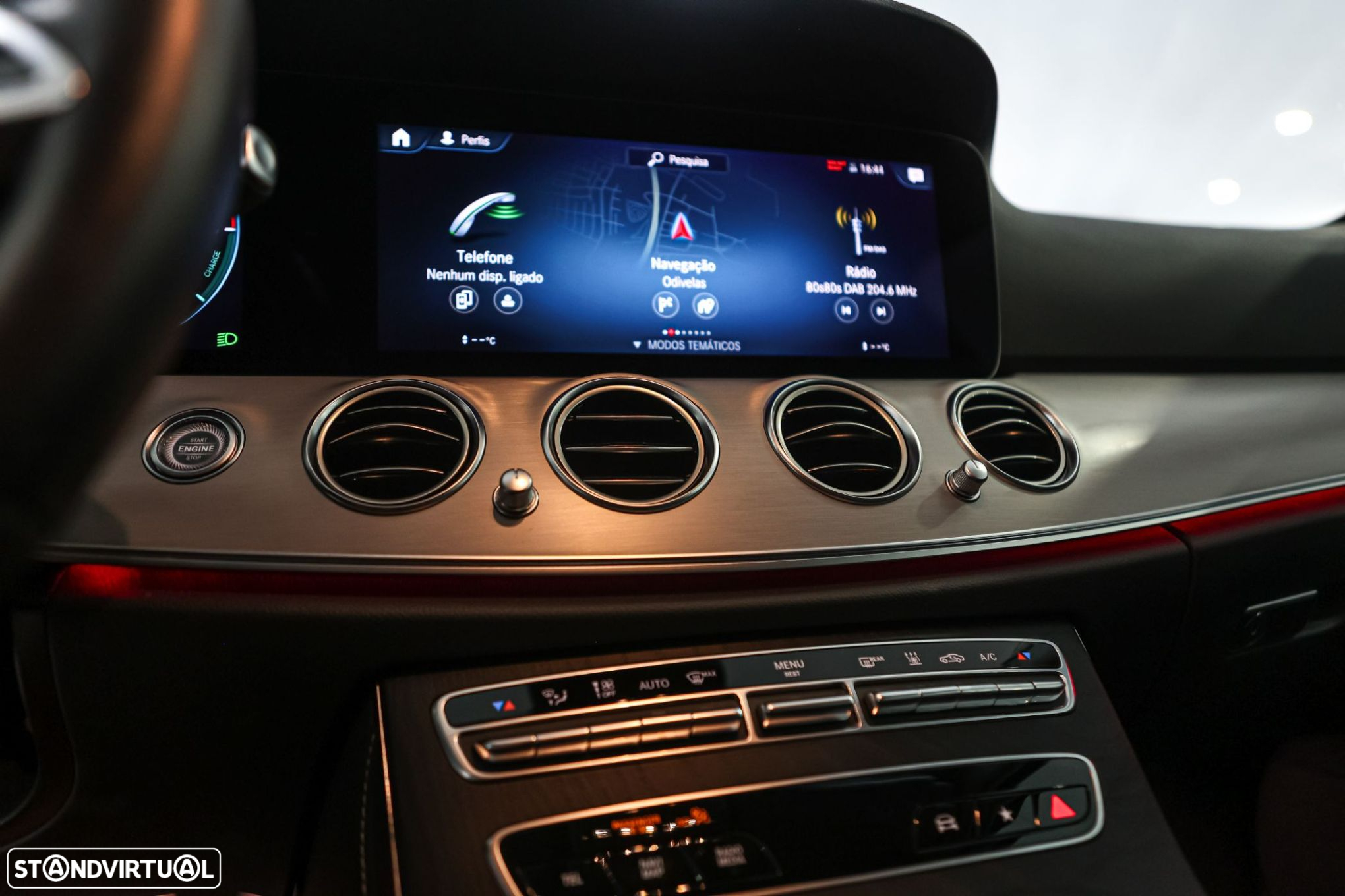 Mercedes-Benz E 300 de AMG Line - 22