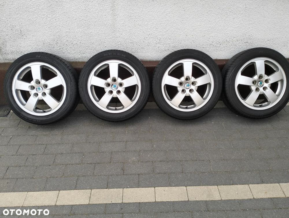 195 50 15 / 5x100 / SKODA Fabia AUDI A1  Vw Polo SEAT Ibiza / KUMHO / - 2