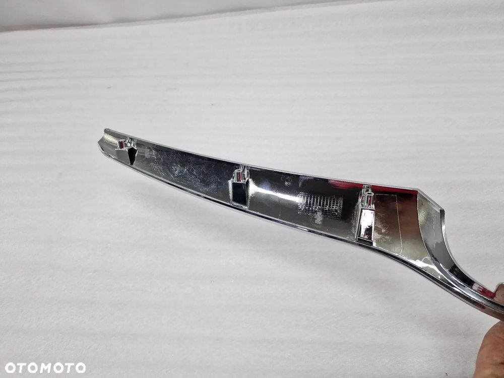 HYUNDAI I40 12- CHROM ATRAPY / GRILLA PRZEDNIEGO PRZÓD JAK NOWY , NR 86353-3Z000 , NR AUKCJI GL76 - 9