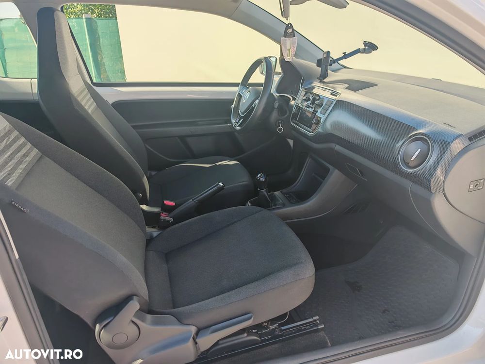 Volkswagen up! 1.0 BMT Move - 12