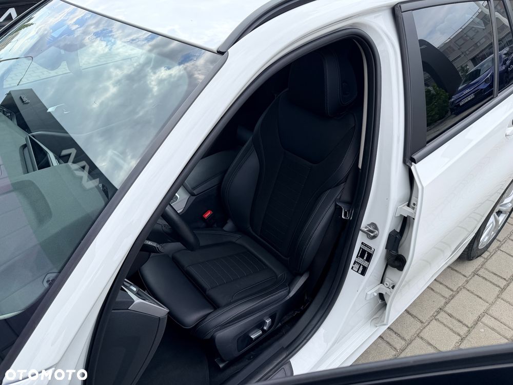 BMW Seria 3 318i - 23