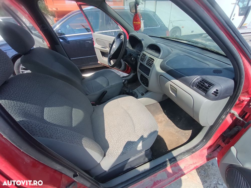 Dezmembrari Renault CLIO 2 / SYMBOL 1 (1998-2008) 1.5 dCi (SB07) Moto - 8