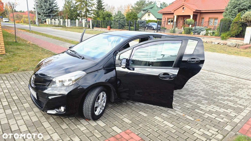 Toyota Yaris - 13