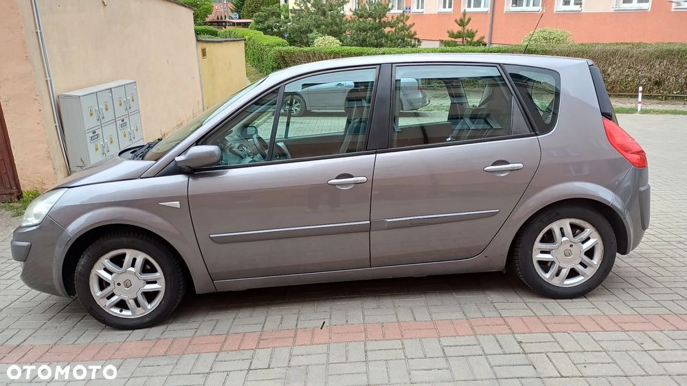 Renault Scenic - 2