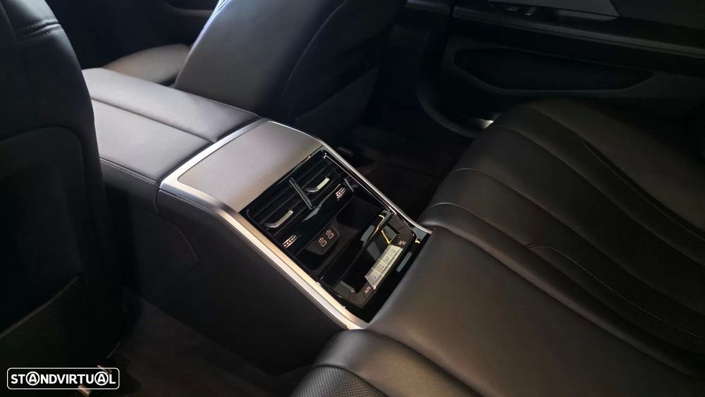 BMW 840 d xDrive Pack M — fotografia 53