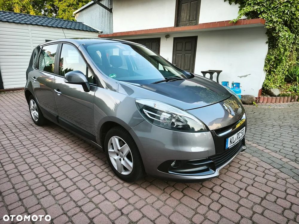 Renault Scenic 1.6 16V 110 TomTom Edition - 6
