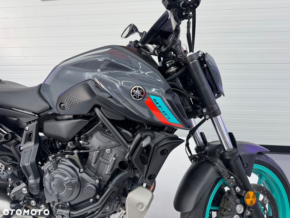 Yamaha MT - 12