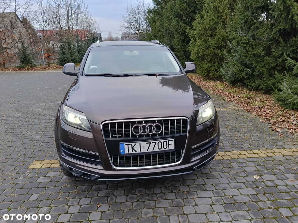 Audi Q7 - 1