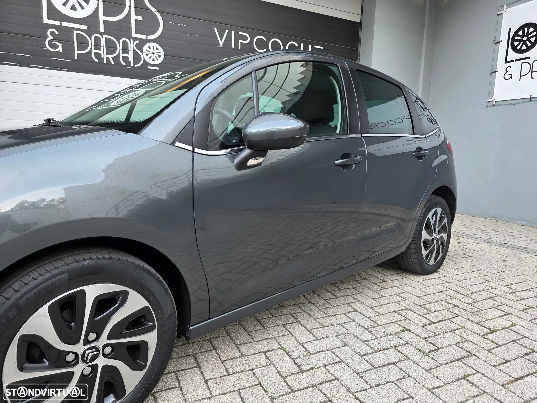 Citroën C3 1.6 BlueHDi Exclusive - 19