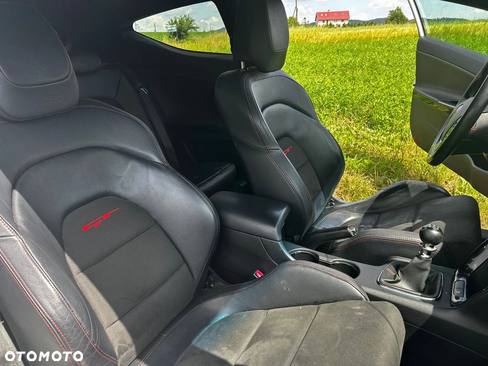 Kia Ceed - 16