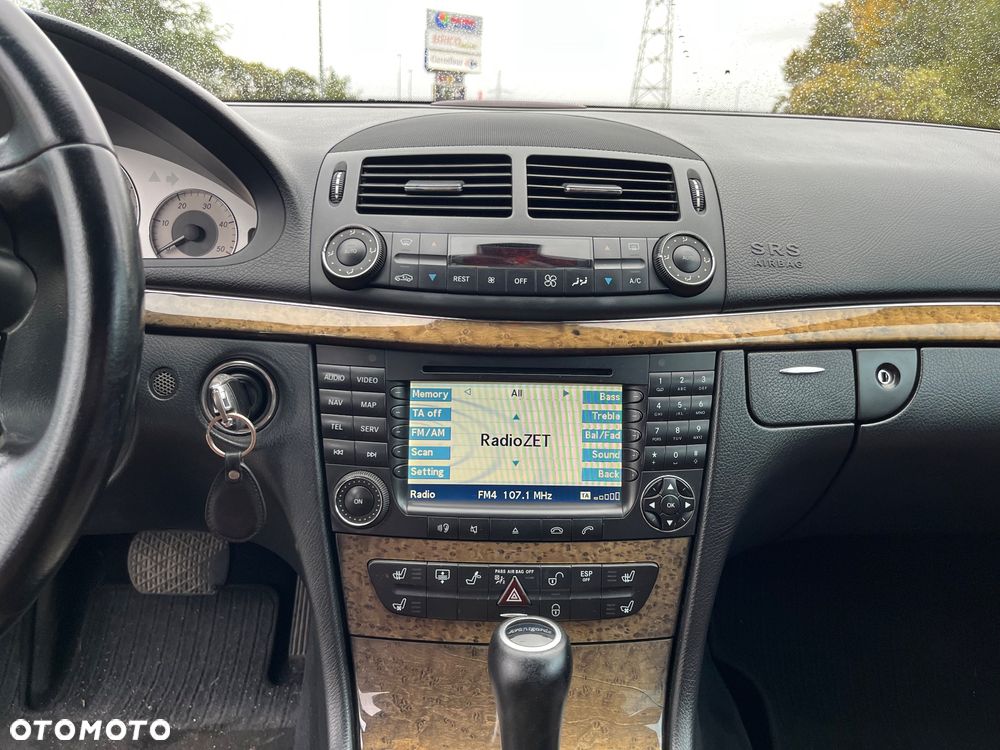 Mercedes-Benz Klasa E 320 CDI 4-Matic Avantgarde - 14