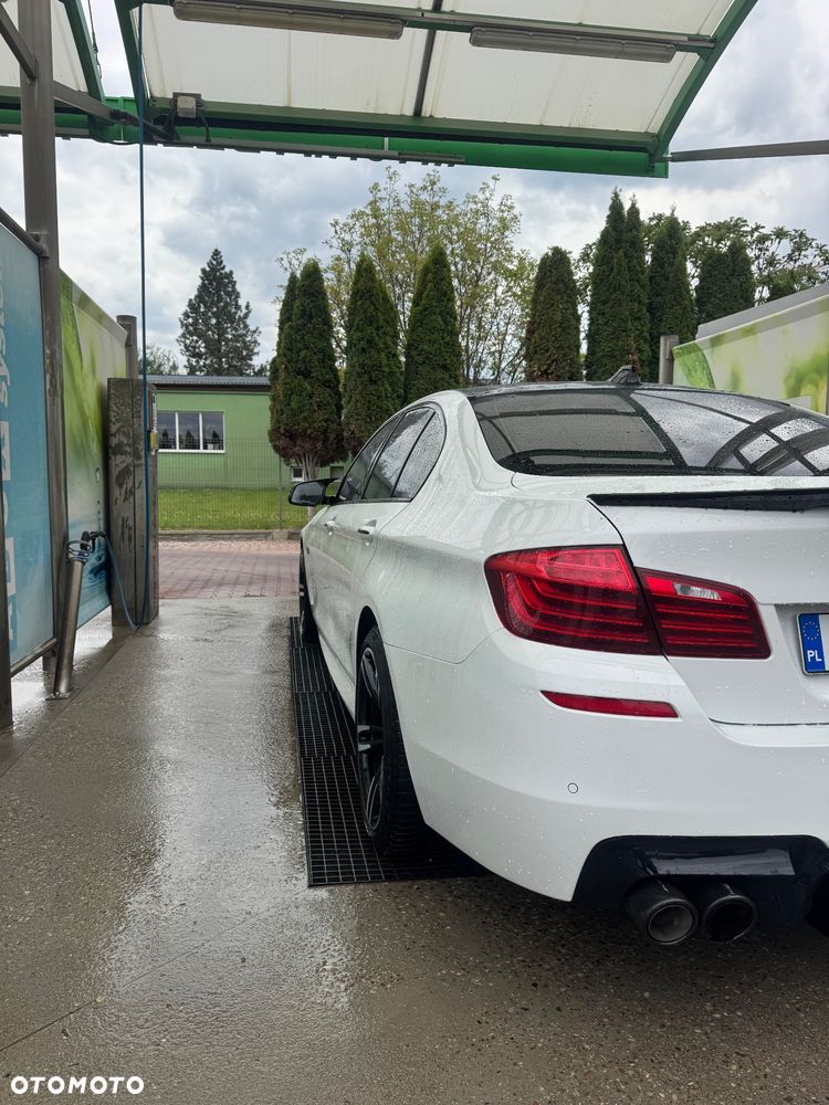 BMW Seria 5 M550d xDrive - 3
