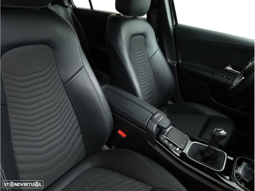 Mercedes-Benz A 180 d Style - 15