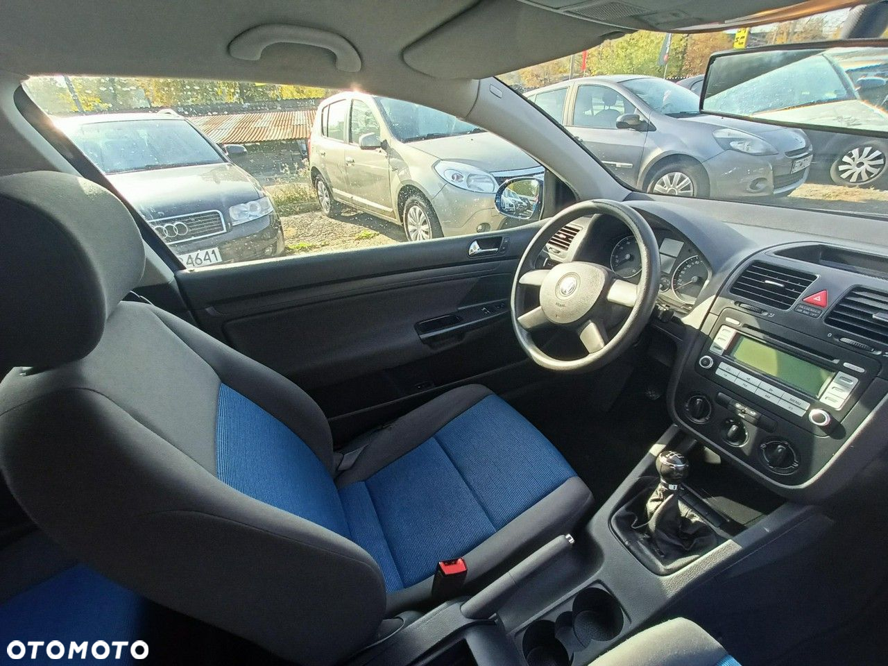 Volkswagen Golf - 4