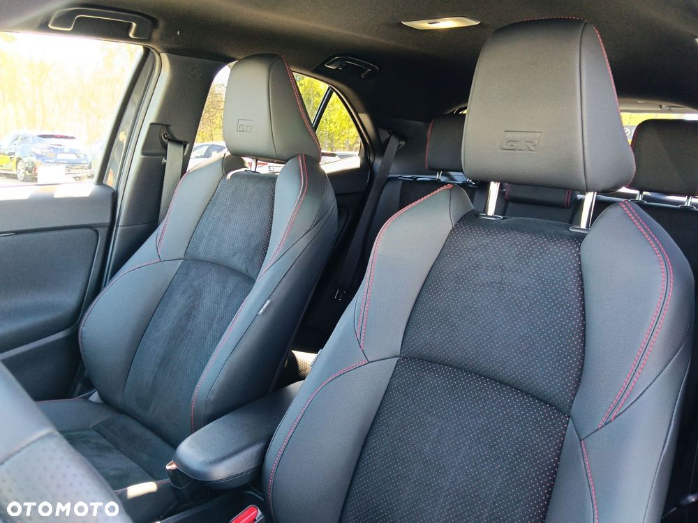 Toyota Yaris Cross - 11