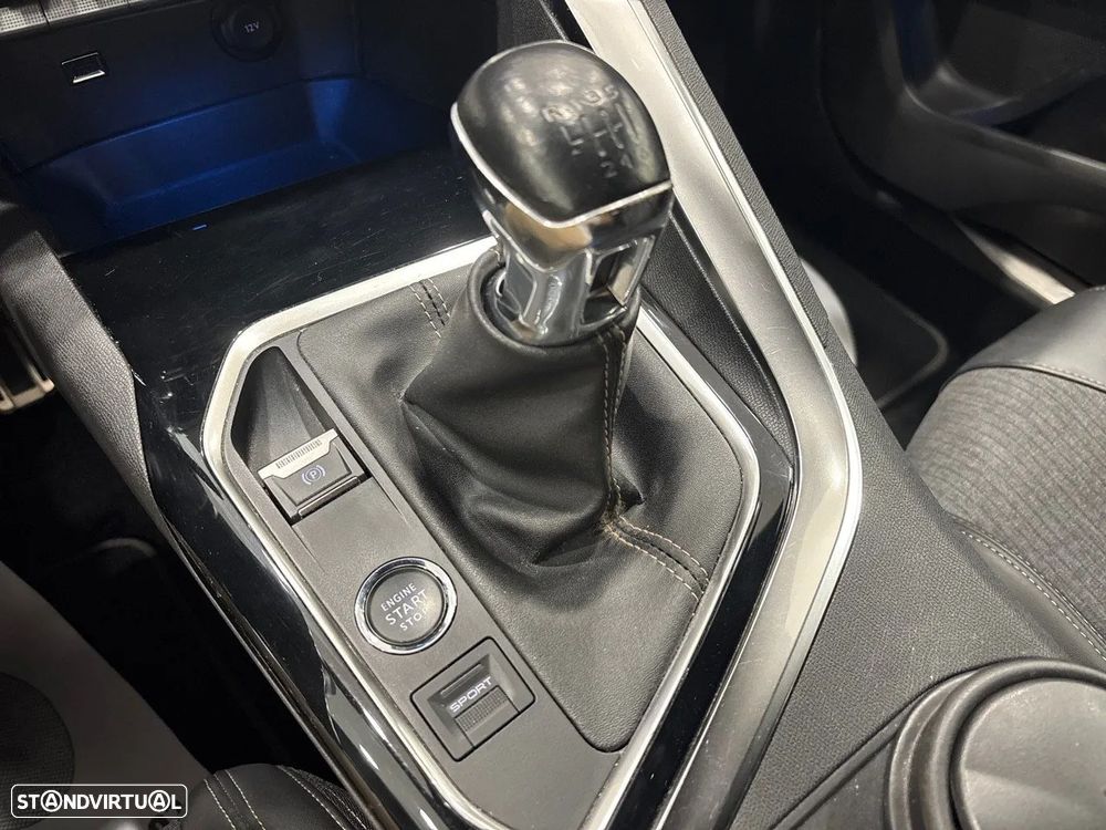 Peugeot 3008 1.5 BlueHDi GT Line - 12