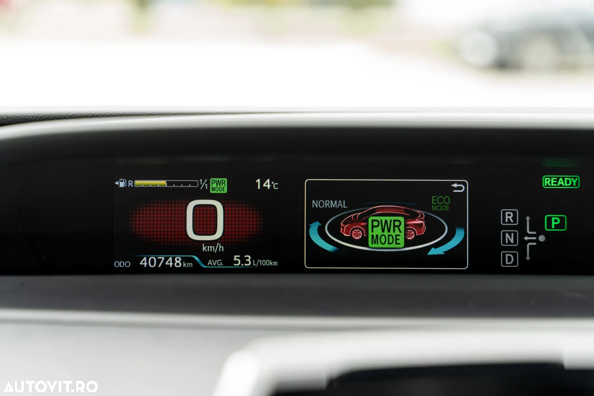 Toyota Prius Hybrid Comfort - 36